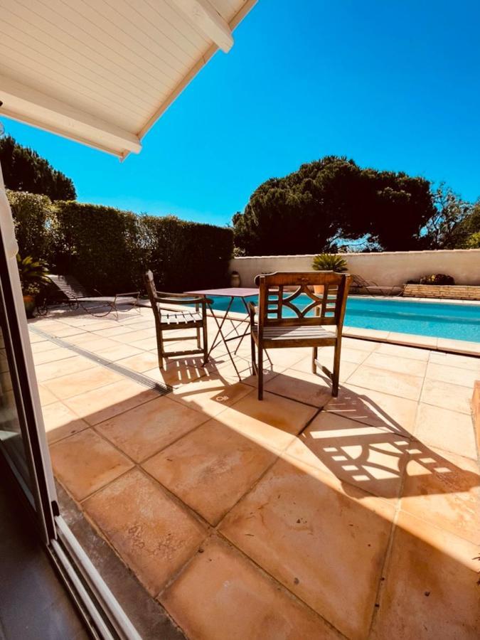 Annexe Des Pins - Studio Gite Avec Piscine & Climatisation Villeneuve-les-Beziers Exterior photo